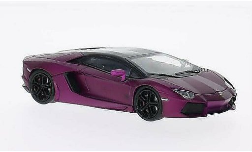 Lamborghini Aventador LP700-4 1/43 Welly mat-lila/noire miniature