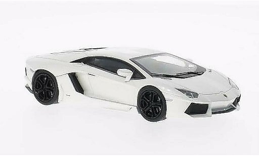 Lamborghini Aventador LP700-4 1/43 Welly blanche miniature