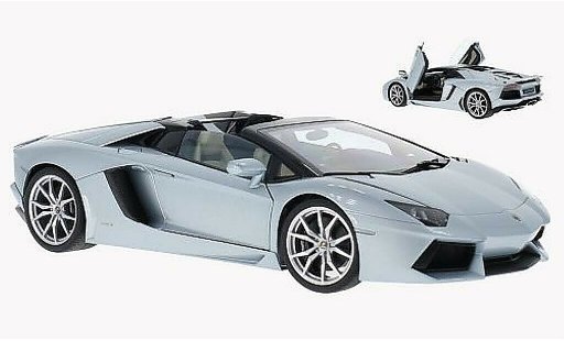 Lamborghini Aventador LP700-4 1/18 Autoart Roadster metallise bleu 2013 miniature