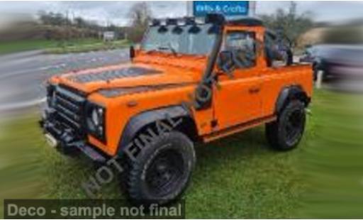 Land Rover Defender 1/18 Solido 90 orange 1:18 miniature