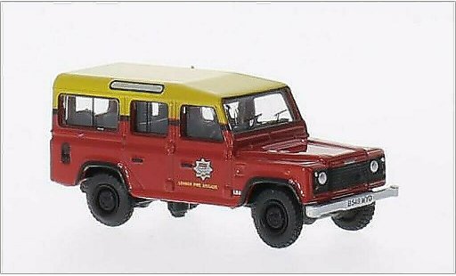 Land Rover Defender Base 1/76 Oxford Station Wagon RHD London Fire Brigade miniature