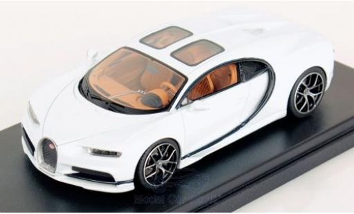 Miniature Bugatti Chiron 1/43 Look Smart Sky View blanche Bugatti Chiron 1/43 Look Smart Sky View blanche miniature