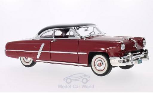 Miniature Lincoln Capri 1/18 Lucky Die Cast rouge/noire 1952 Lincoln Capri 1/18 Lucky Die Cast rouge/noire 1952 miniature