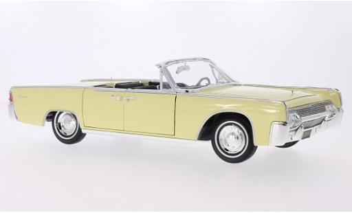 Lincoln Continental 1/18 Lucky Die Cast 4-Door Cabriolet jaune 1961 Sofftop liegt bei miniature