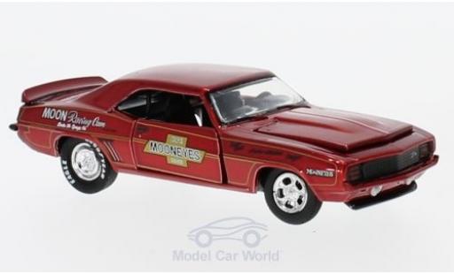 Miniature Chevrolet Camaro RS 1/64 M2 Machines Z/28 RS metallise rouge Moon Equipment Co. 1969 Chevrolet Camaro RS 1/64 M2 Machines Z/28 RS metallise rouge Moon Equipment Co. 1969 miniature