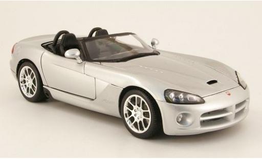 Miniature Dodge Viper 1/18 Maisto SRT-10 grise 2003 sans Vitrine Dodge Viper 1/18 Maisto SRT-10 grise 2003 sans Vitrine miniature