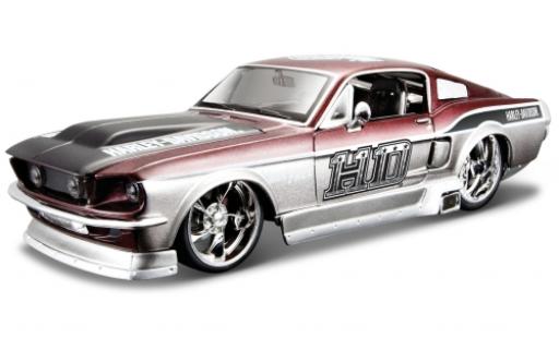 Miniature Ford Mustang 1/24 Maisto GT grise/metallise rouge Harley-Davidson 1967 Ford Mustang 1/24 Maisto GT grise/metallise rouge Harley-Davidson 1967 miniature