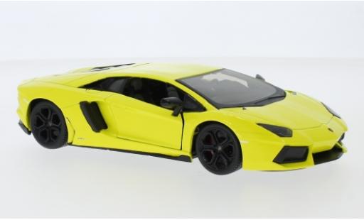 Miniature Lamborghini Aventador 1/24 Maisto LP 700-4 jaune Lamborghini Aventador 1/24 Maisto LP 700-4 jaune miniature