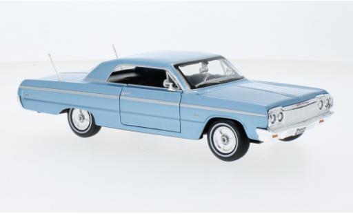 Miniature Chevrolet Impala 1/24 Maisto SS metallise bleu clair 1964 Chevrolet Impala 1/24 Maisto SS metallise bleu clair 1964 miniature