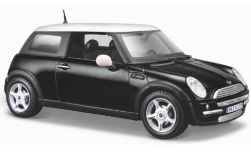Miniature Mini Cooper 1/24 Maisto matt-noire/blanche Mini Cooper 1/24 Maisto matt-noire/blanche miniature