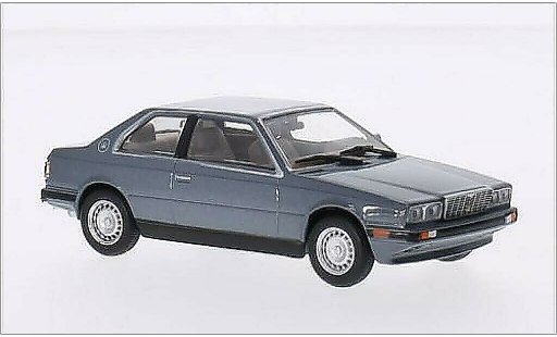 Maserati Biturbo Coupe 1/43 WhiteBox metallise grise miniature
