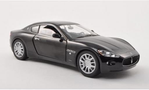 Maserati Gran Turismo 1/24 Motormax noire 1:24 miniature