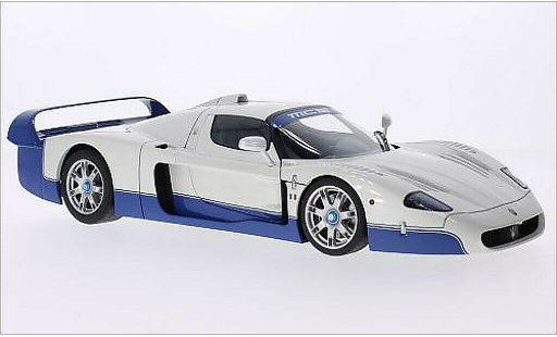 Maserati MC12 Base 1/18 Autoart metallise blanche 2004 miniature