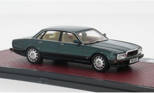 Miniature Jaguar XJ 1/43 Matrix R (40) bleue 1991 1:43 Jaguar XJ 1/43 Matrix R (40) bleue 1991 1:43 miniature
