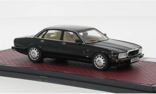 Miniature Jaguar XJ 1/43 Matrix R (40) verte 1991 1:43 Jaguar XJ 1/43 Matrix R (40) verte 1991 1:43 miniature