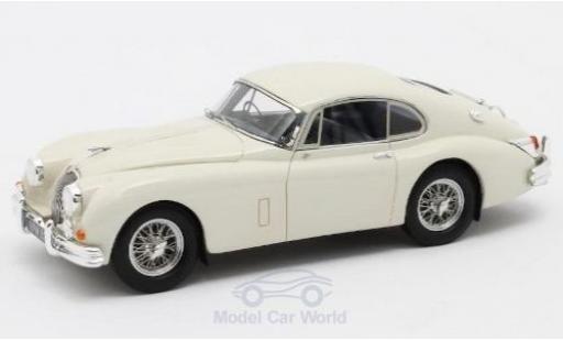 Miniature Jaguar XK 1/43 Matrix 150 S 3.8 Fastback by Hartin blanche RHD 1960 #T825146/DN Jaguar XK 1/43 Matrix 150 S 3.8 Fastback by Hartin blanche RHD 1960 #T825146/DN miniature