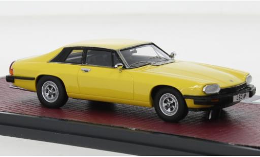Miniature Jaguar XJ 1/43 Matrix -S jaune RHD 1969 Jaguar XJ 1/43 Matrix -S jaune RHD 1969 miniature