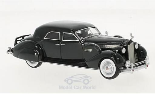 Miniature Packard Super 8 1/43 Matrix Sport Sedan by Darrin verte 1940 Packard Super 8 1/43 Matrix Sport Sedan by Darrin verte 1940 miniature