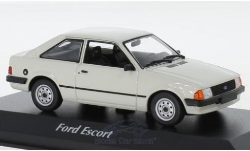 Miniature Ford Escort 1/43 Maxichamps MK III grise 1981 Ford Escort 1/43 Maxichamps MK III grise 1981 miniature