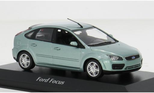 Miniature Ford Focus 1/43 Maxichamps MK II metallise bleue 2004 1:43 Ford Focus 1/43 Maxichamps MK II metallise bleue 2004 1:43 miniature