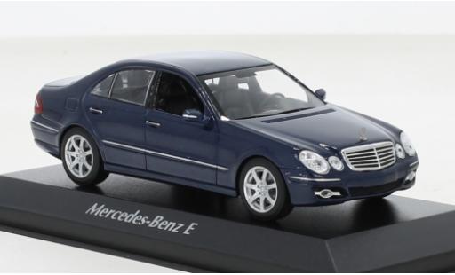 Miniature Mercedes Classe E 1/43 Maxichamps (W211) metallise bleue 2006 Mercedes Classe E 1/43 Maxichamps (W211) metallise bleue 2006 miniature