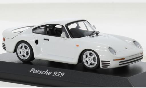Miniature Porsche 959 1/43 Maxichamps metallise blanche 1987 Porsche 959 1/43 Maxichamps metallise blanche 1987 miniature