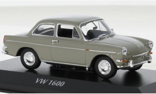 Miniature Volkswagen 1600 1/43 Maxichamps beige 1966 Volkswagen 1600 1/43 Maxichamps beige 1966 miniature