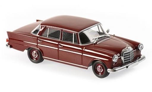 Miniature Mercedes 190 1/43 Maxichamps (W110) rouge 1961 Mercedes 190 1/43 Maxichamps (W110) rouge 1961 miniature