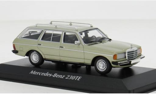 Miniature Mercedes 230 1/43 Maxichamps TE (W123) metallise verte 1982 1:43 Mercedes 230 1/43 Maxichamps TE (W123) metallise verte 1982 1:43 miniature