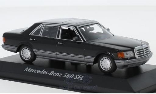 Miniature Mercedes 560 1/43 Maxichamps SEL (V126) noire 1990 Mercedes 560 1/43 Maxichamps SEL (V126) noire 1990 miniature