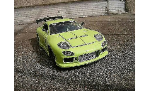 Mazda RX7 Base 1/18 Jada Toys verte miniature
