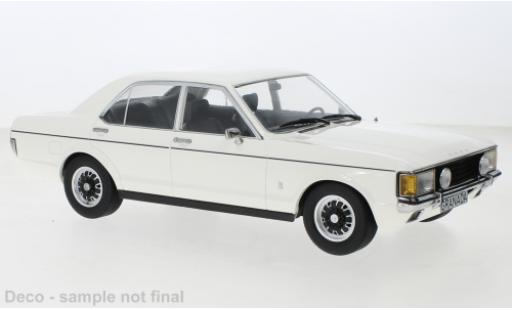Miniature Ford Granada 1/18 MCG MK I blanche 1975 Ford Granada 1/18 MCG MK I blanche 1975 miniature