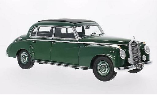 Mercedes 300 Base 1/18 Norev verte 1955 miniature