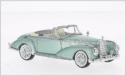 Mercedes 300 Base 1/43 WhiteBox (W186) SC Roadster metallise verte 1956 miniature
