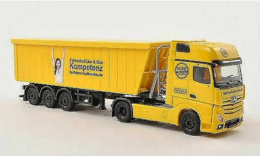 Mercedes Actros Gigaspace 1/87 Herpa Fahrschultrucks.de Stoffel-Liner-SZ miniature