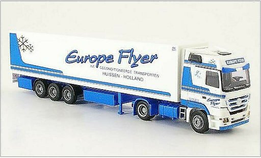 Mercedes Actros Base 1/87 AWM MP3 Europe Flyer Kuhl-K-SZ miniature