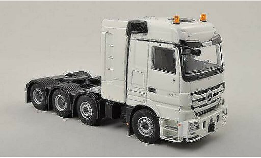 Mercedes Actros Base 1/50 Tekno MP3 blanche 8x4 Schwerlastzugmaschine miniature
