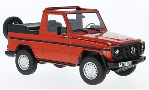 Miniature Mercedes Classe G 1/18 Cult Scale Models W460 rouge Cult Scale Mo 1:18 Mercedes Classe G 1/18 Cult Scale Models W460 rouge Cult Scale Mo 1:18 miniature