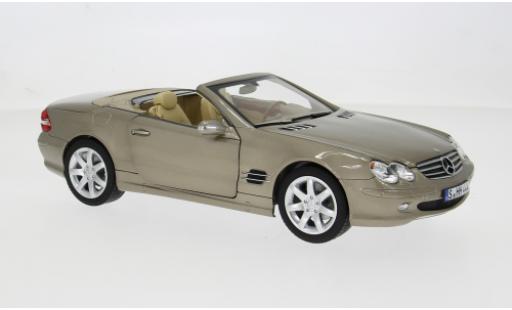 Mercedes Classe SL 1/18 Norev SL 500 (R230) beige 2003 1:18 miniature