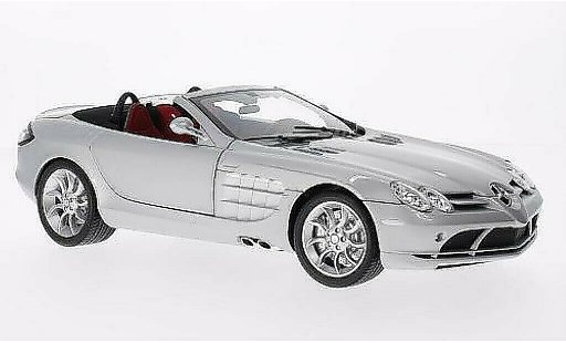 Mercedes SLR Roadster 1/18 Minichamps McLaren grise 2007 miniature