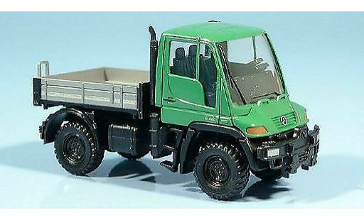Mercedes Unimog Base 1/87 Wiking U 400 verte miniature