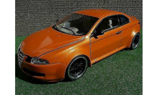 Alfa Romeo GT coupe 1/18 Welly kit large orange mecanique mtk18 miniature
