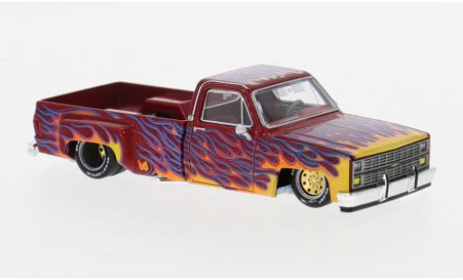 Miniature Chevrolet Silverado 1/64 Mini GT Dually on Fire V1 Dekor 1:64 Chevrolet Silverado 1/64 Mini GT Dually on Fire V1 Dekor 1:64 miniature