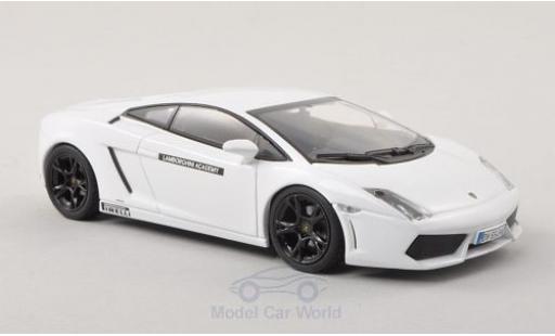 Miniature Lamborghini Gallardo LP560-4 1/43 Minichamps blanche Academy 2009 Lamborghini Gallardo LP560-4 1/43 Minichamps blanche Academy 2009 miniature