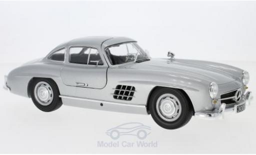 Miniature Mercedes 300 SL 1/18 Minichamps SL (W198) grise 1955 Mercedes 300 SL 1/18 Minichamps SL (W198) grise 1955 miniature