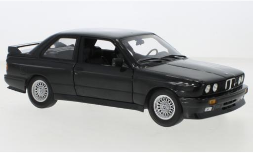 Miniature Bmw M3 1/18 Minichamps (E30) metallise noire 1987 Bmw M3 1/18 Minichamps (E30) metallise noire 1987 miniature