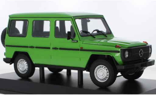 Mercedes Classe G 1/18 Minichamps LWB (W460) verte 1980 miniature