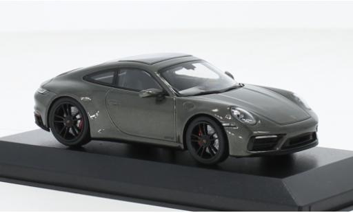 Miniature Porsche 992 GTS 1/43 Minichamps 911  Carrera 4 metallise vert 2019 Porsche 992 GTS 1/43 Minichamps 911  Carrera 4 metallise vert 2019 miniature