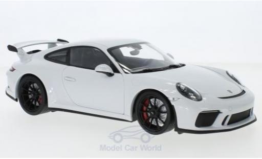 Miniature Porsche 991 GT3 1/18 Minichamps 911 GT3 metallise blanche 2017 Porsche 991 GT3 1/18 Minichamps 911 GT3 metallise blanche 2017 miniature