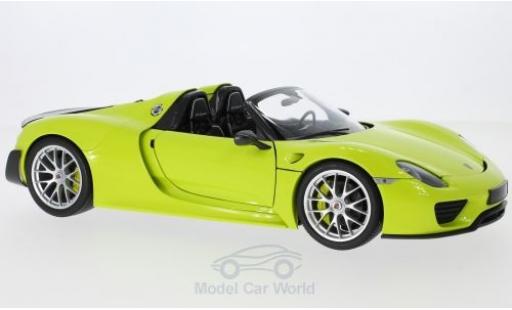 Miniature Porsche 918 1/18 Minichamps Spyder verte/carbon 2015 Weissach Package Porsche 918 1/18 Minichamps Spyder verte/carbon 2015 Weissach Package miniature